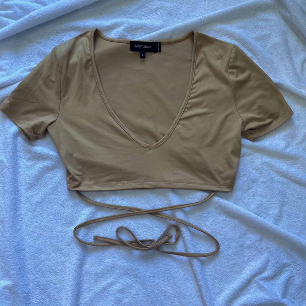 V Neck Crop Nude Camel Tee with Wrap Waist Tie